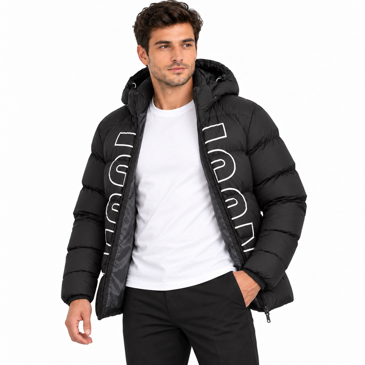 Doudoune homme noire à capuche – Motif contrasté et poches zippées