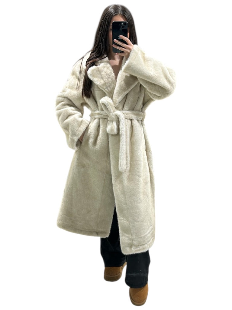 Manteau d’hive fausse fourrure 246