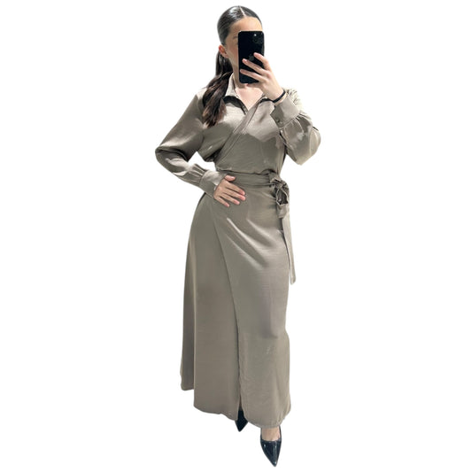 Robe longue ceinturée élégante – Coupe chic & féminine