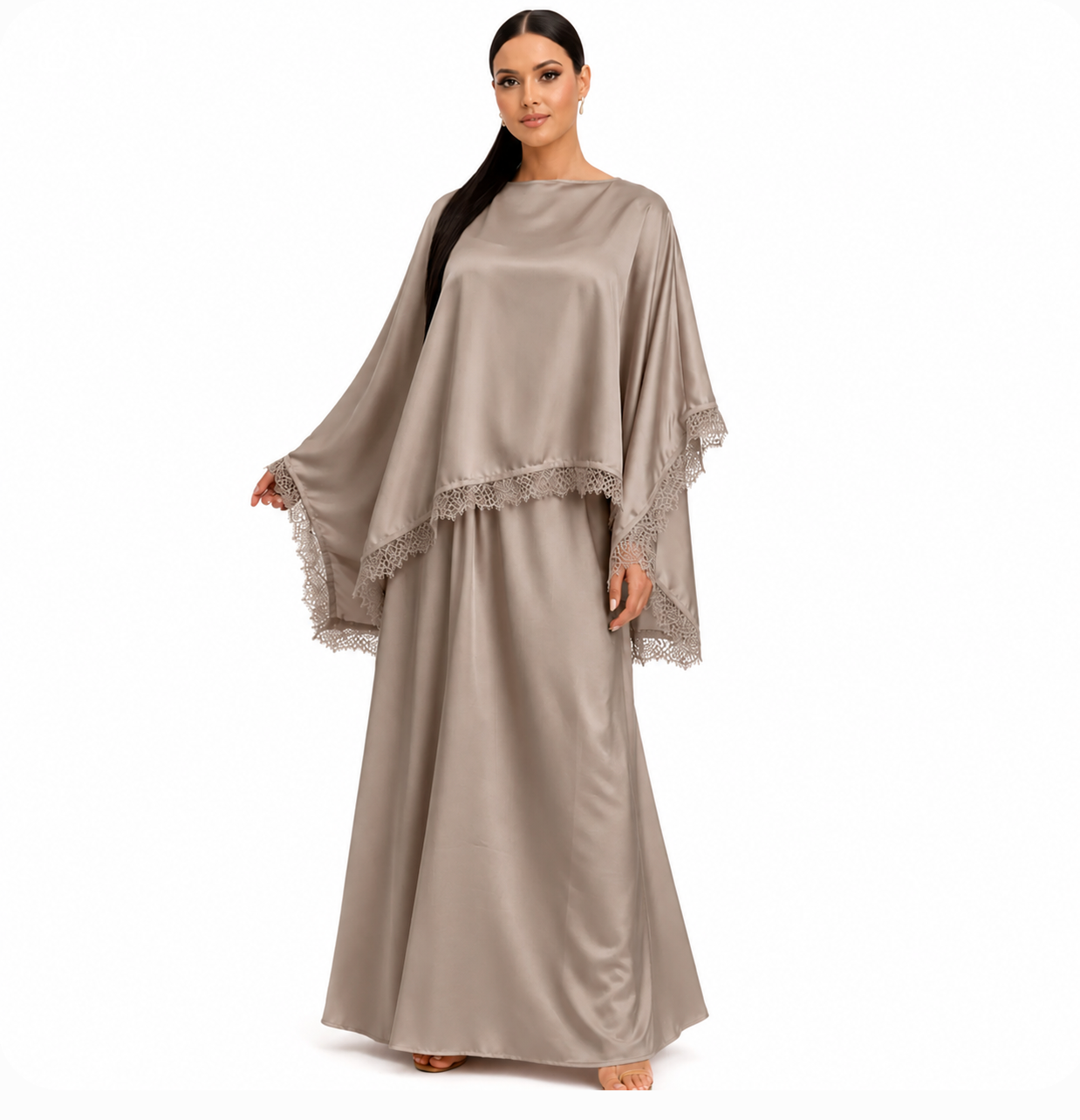 Satin Set with Lace – Elegant Flowy Cut