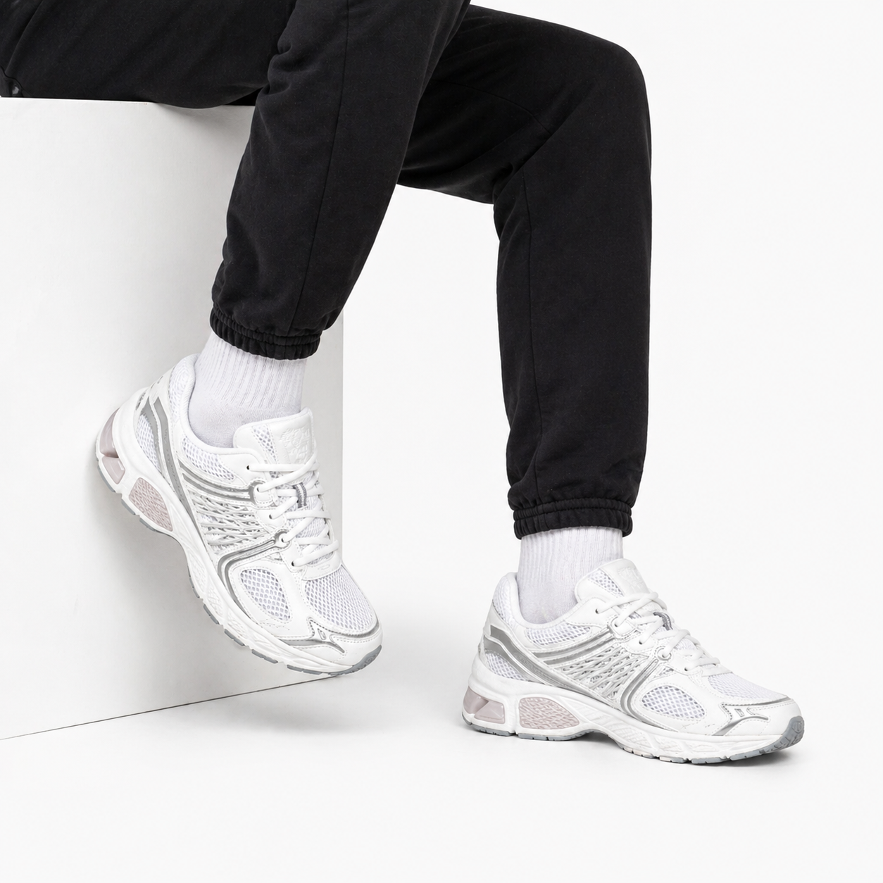 Trendy Two-Tone Sneakers – Black, White & Grey