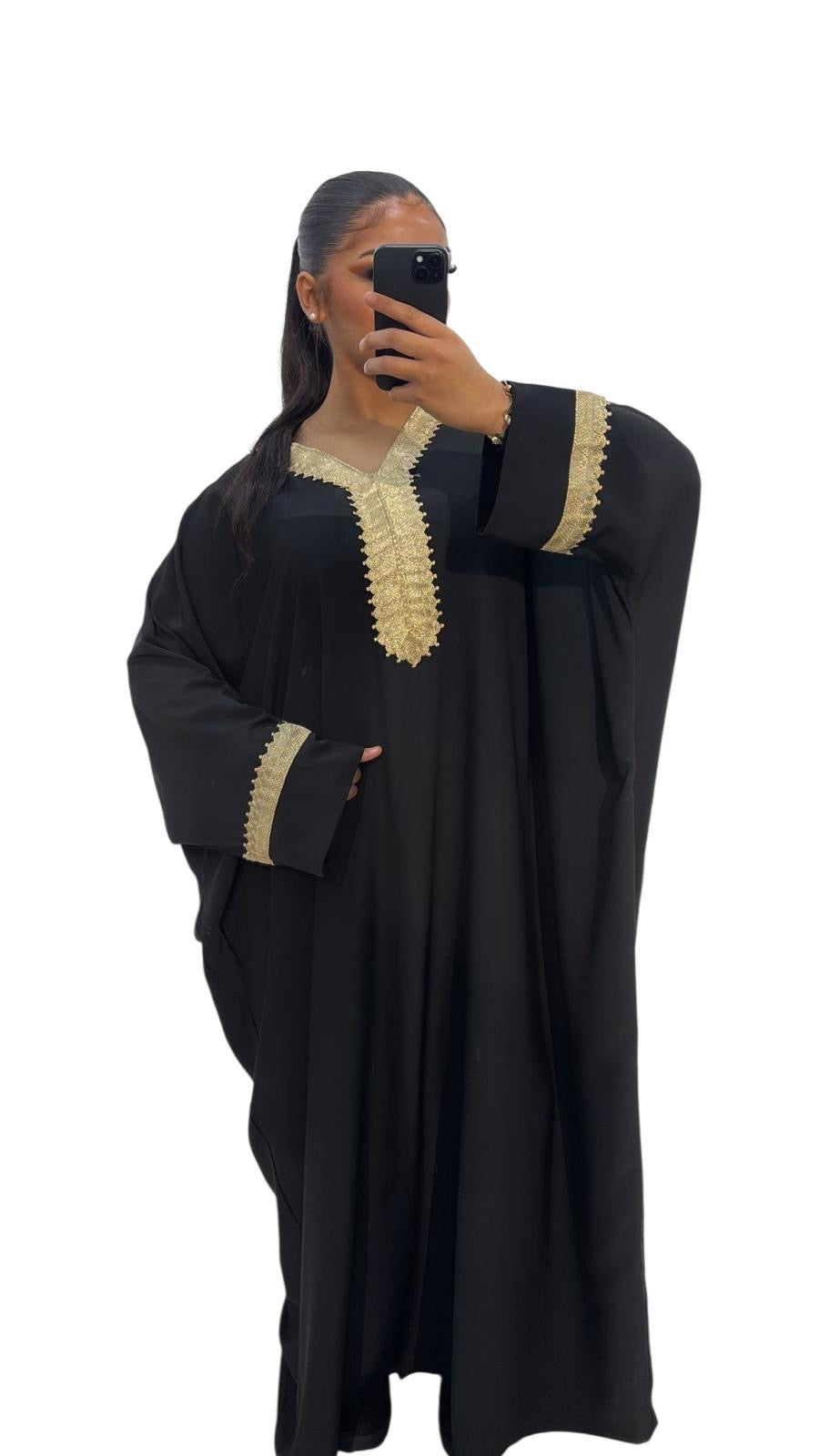 Abaya kaftan fluide avec broderies dorées – Plusieurs couleurs