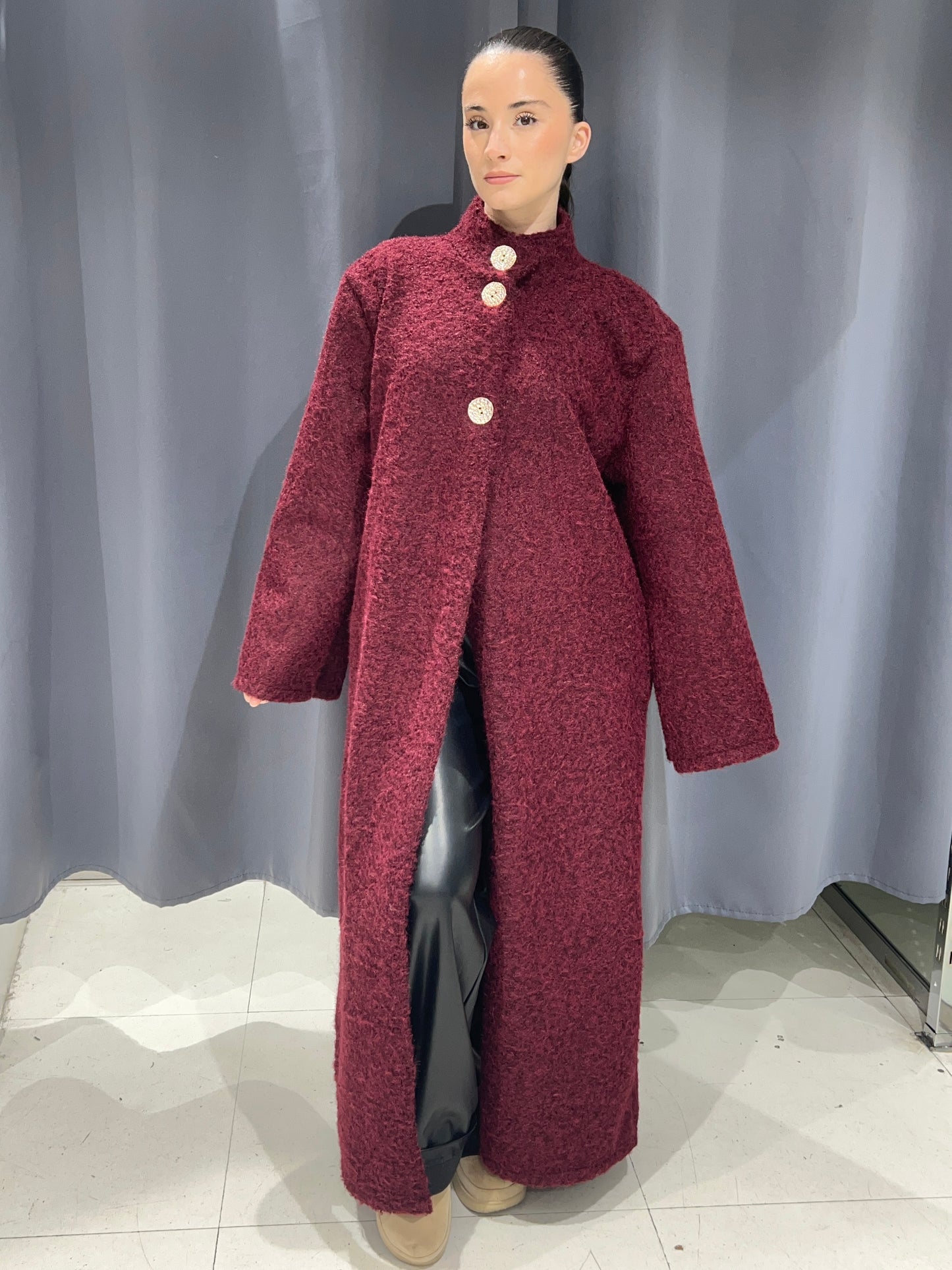 Manteau oversize chic à boutons bijoux 232