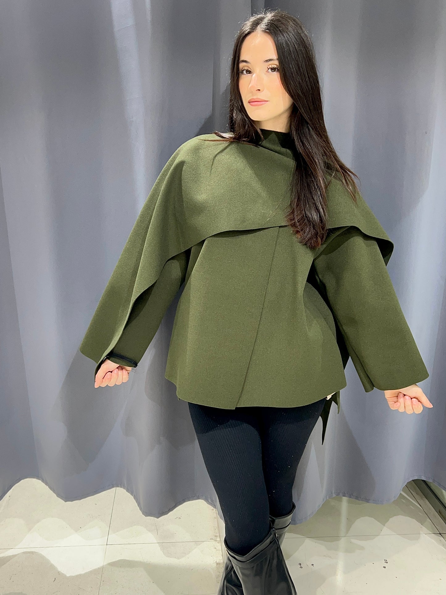 CAPE LUX TENDANCE 233