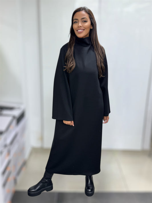 Robe longue col montant