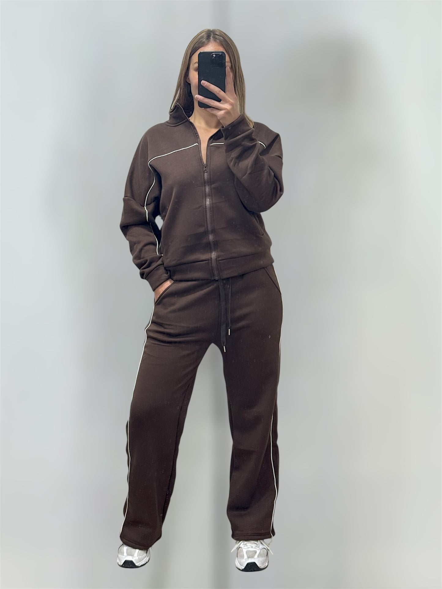 ENSEMBLE JOGGING