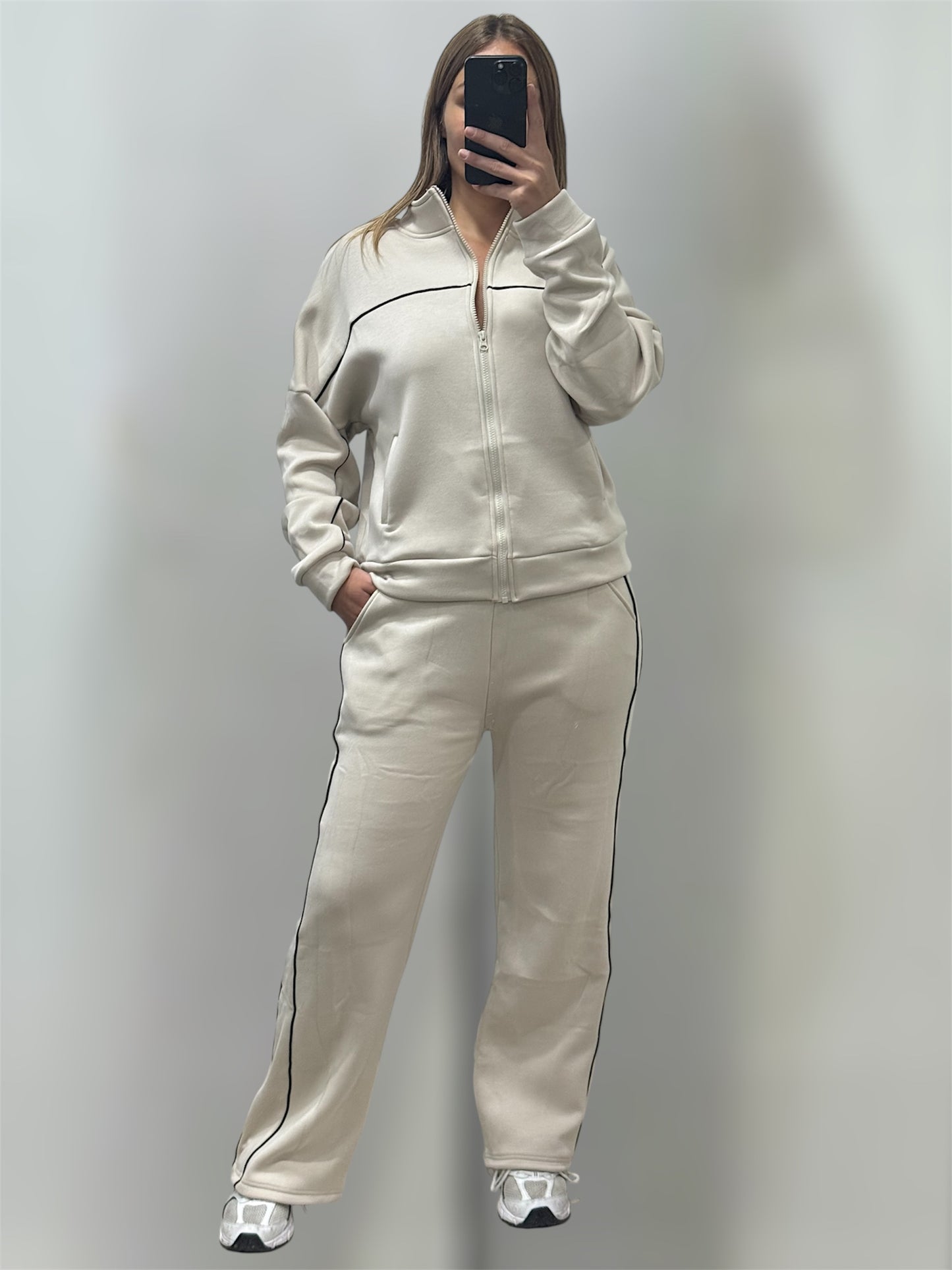 ENSEMBLE JOGGING