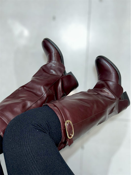 Bottes bordeaux écusson