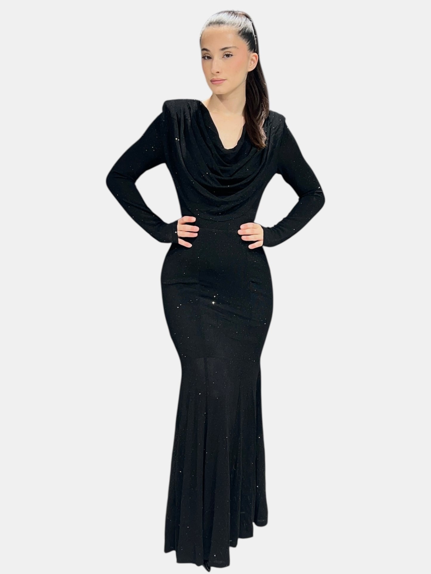 Robe longue drapée avec manches longues à strass