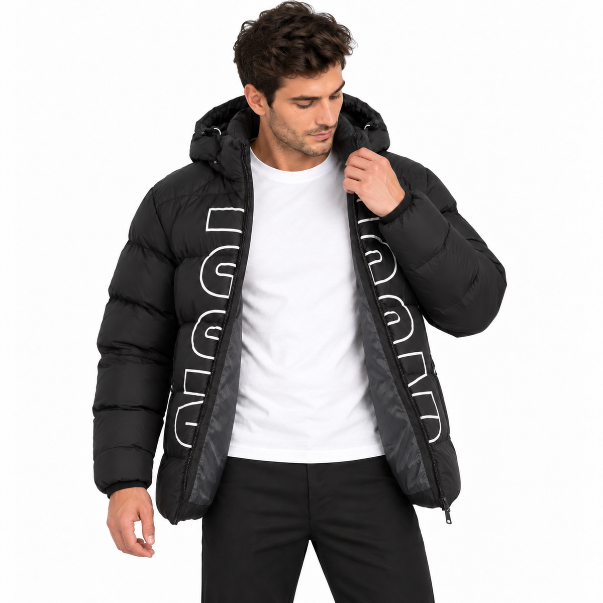 Doudoune homme noire à capuche – Motif contrasté et poches zippées